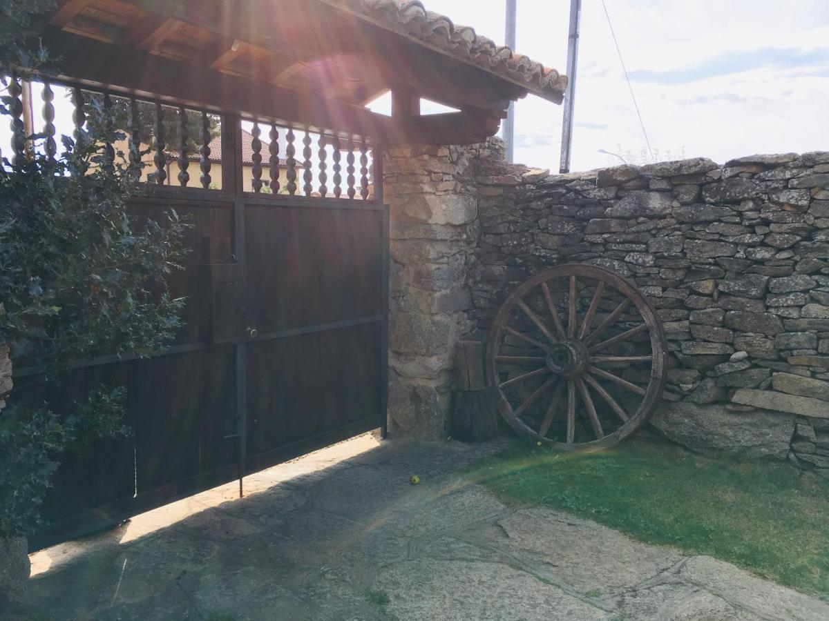 Ermita De Gredos * Navarredonda de Gredos
